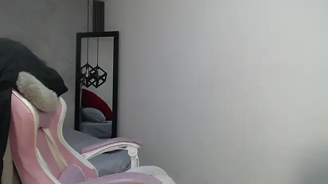 JessiDovee webcam