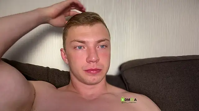 iron__chap webcam