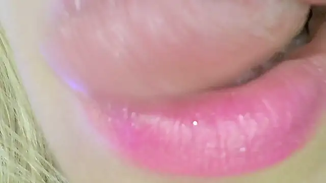 karol_stom webcam