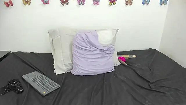 esmeralda_jenn11 webcam