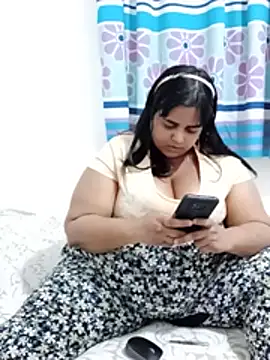 SusanaEshwar webcam