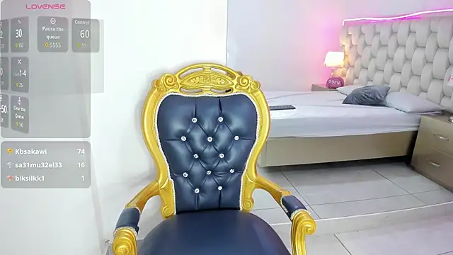 SalomeBins webcam