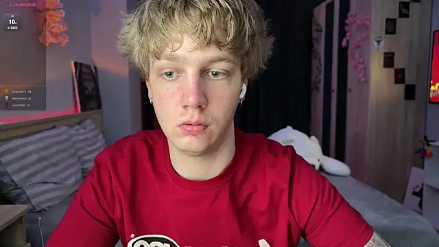 olivertasty live cam on StripChat