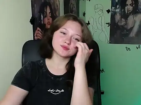 LadyAlice_ webcam