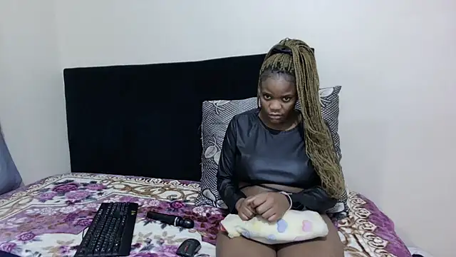 SweetTitties21 webcam