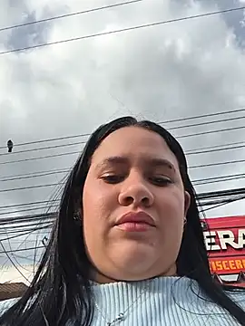 Kendra-daring webcam