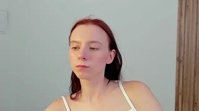 ArinaKubrick webcam
