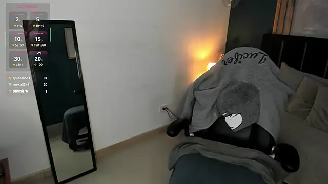 Luna_tagliaferri webcam