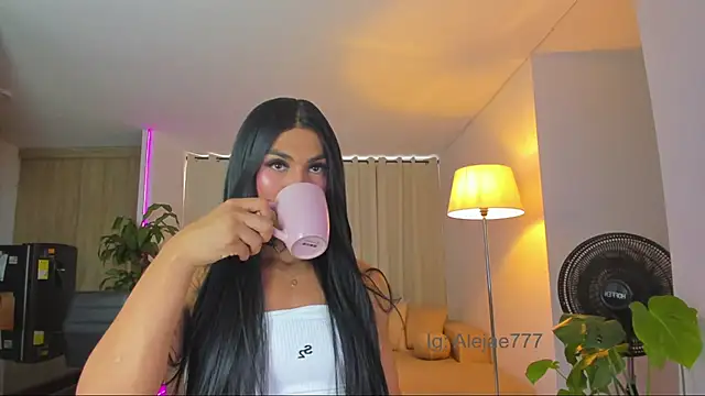 Aleja_evangeline webcam