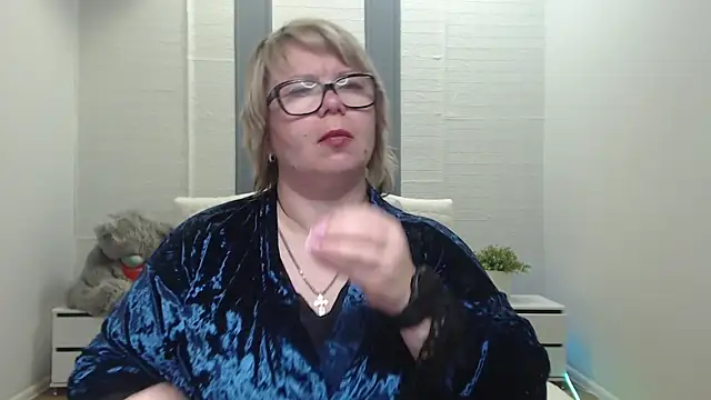BonnnyBoobsy webcam