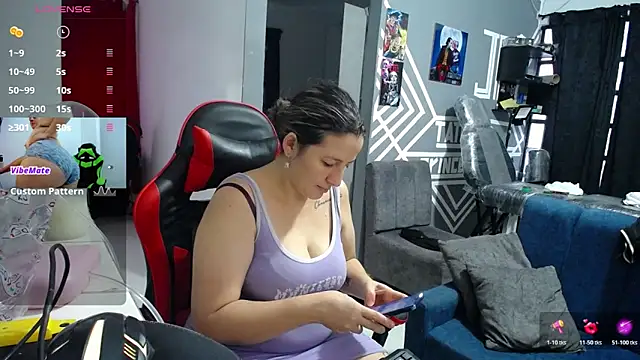 allison_maxtattoo_ webcam