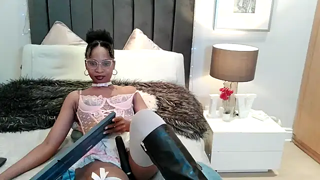 Miss-Erotic-Narcotic webcam