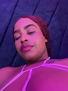 Ayla_Noir webcam