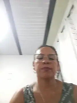 Crystal_Lovee webcam