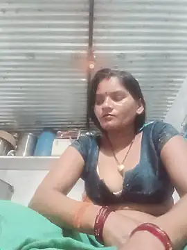 Pooja-Po12 webcam