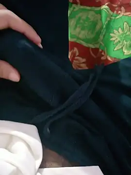 innocent77 (M young) - Nude with face ticket show