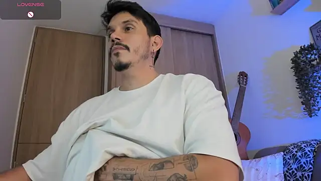 alejandro_stark webcam