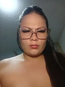 Vale_Saenzz webcam