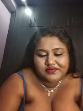 horny_diana live cam on StripChat