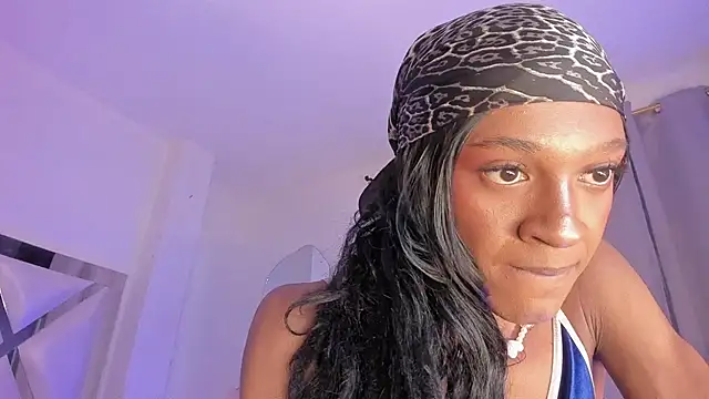 Mia_royal webcam