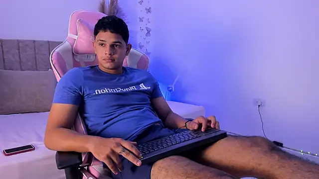 Adrian_Prime_ webcam