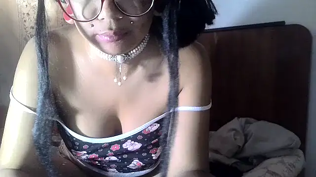 xblackstarX1 webcam
