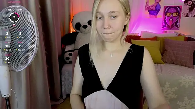 TinaShelton webcam