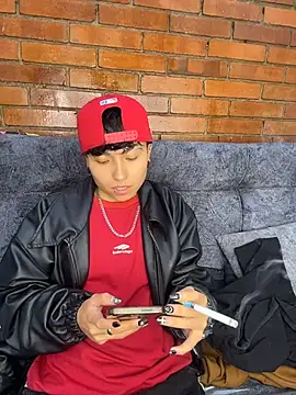 ian_mathias_ webcam