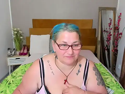 Sugarmommy_69X webcam