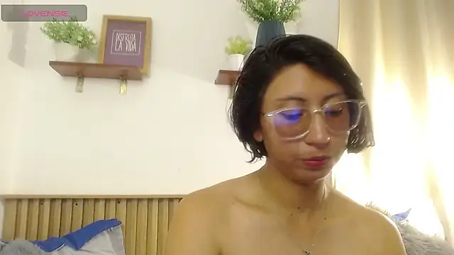 Violet_2003 webcam