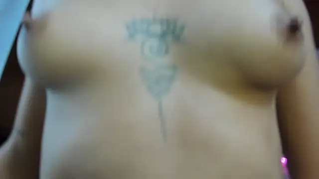 moly_cherry webcam