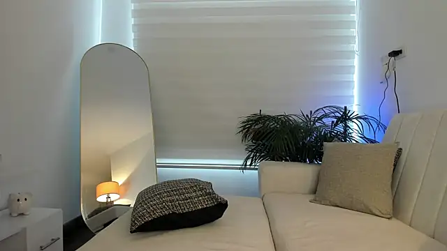 Ori_valentina webcam