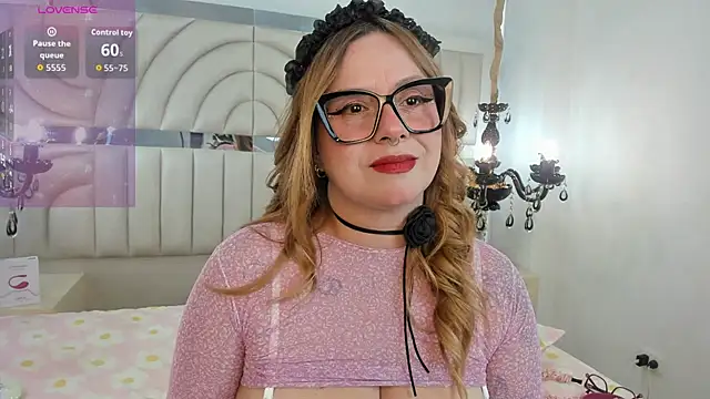 Paulette_roux webcam