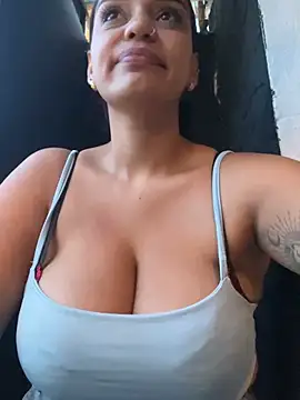 Sara-77 webcam