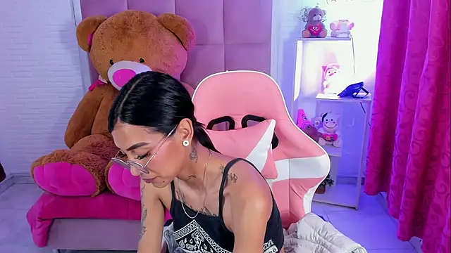 KarlaSlutSkinny__ webcam