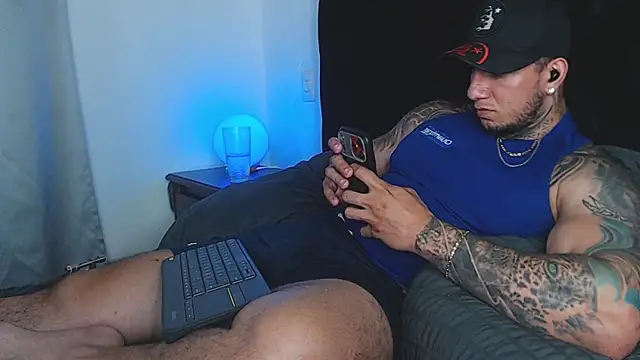 Shane_Clay webcam