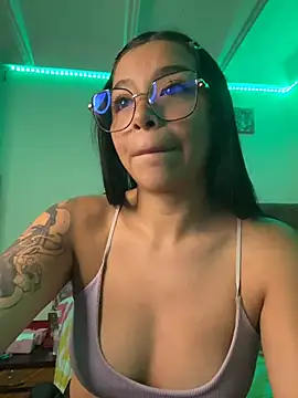 maaddyXXX webcam