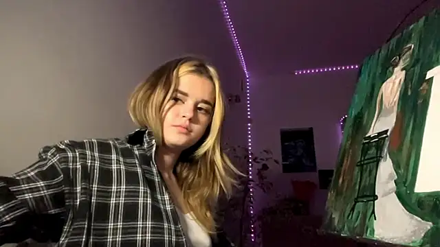 MiaRoika live sex cam