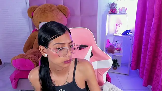 KarlaSlutSkinny__ webcam