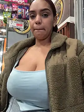 Sara-77 webcam