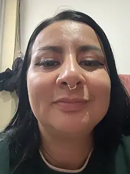 Abril_Luv webcam