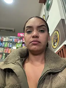 Sara-77 webcam