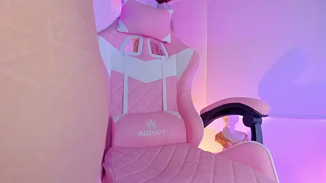 Amelie_Wine webcam