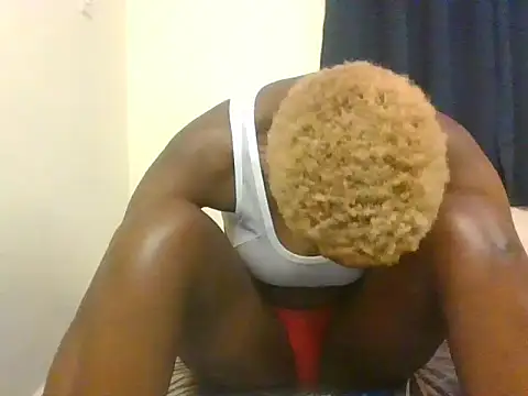 prettymarir webcam