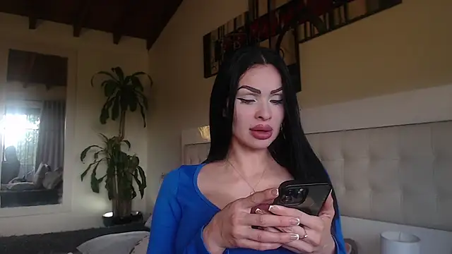 _Pamela_doll webcam