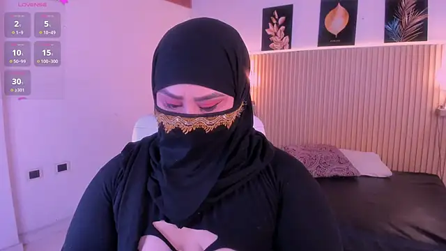 samanee_konn webcam
