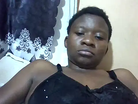 NaughtyNyra webcam