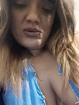 Indianpleasure300 webcam