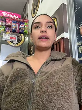 Sara-77 webcam