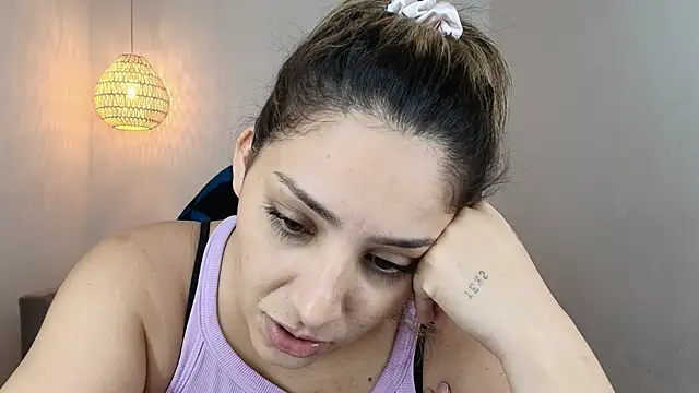 YummyAnna_ webcam